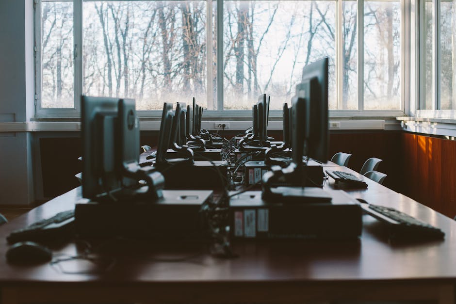 Building a Local SIEM Lab: Generating Synthetic Attack Logs with Python and faker-security